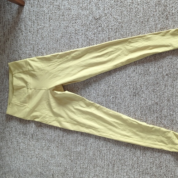 Girlfriend Collective Set - Picture 2 of 8